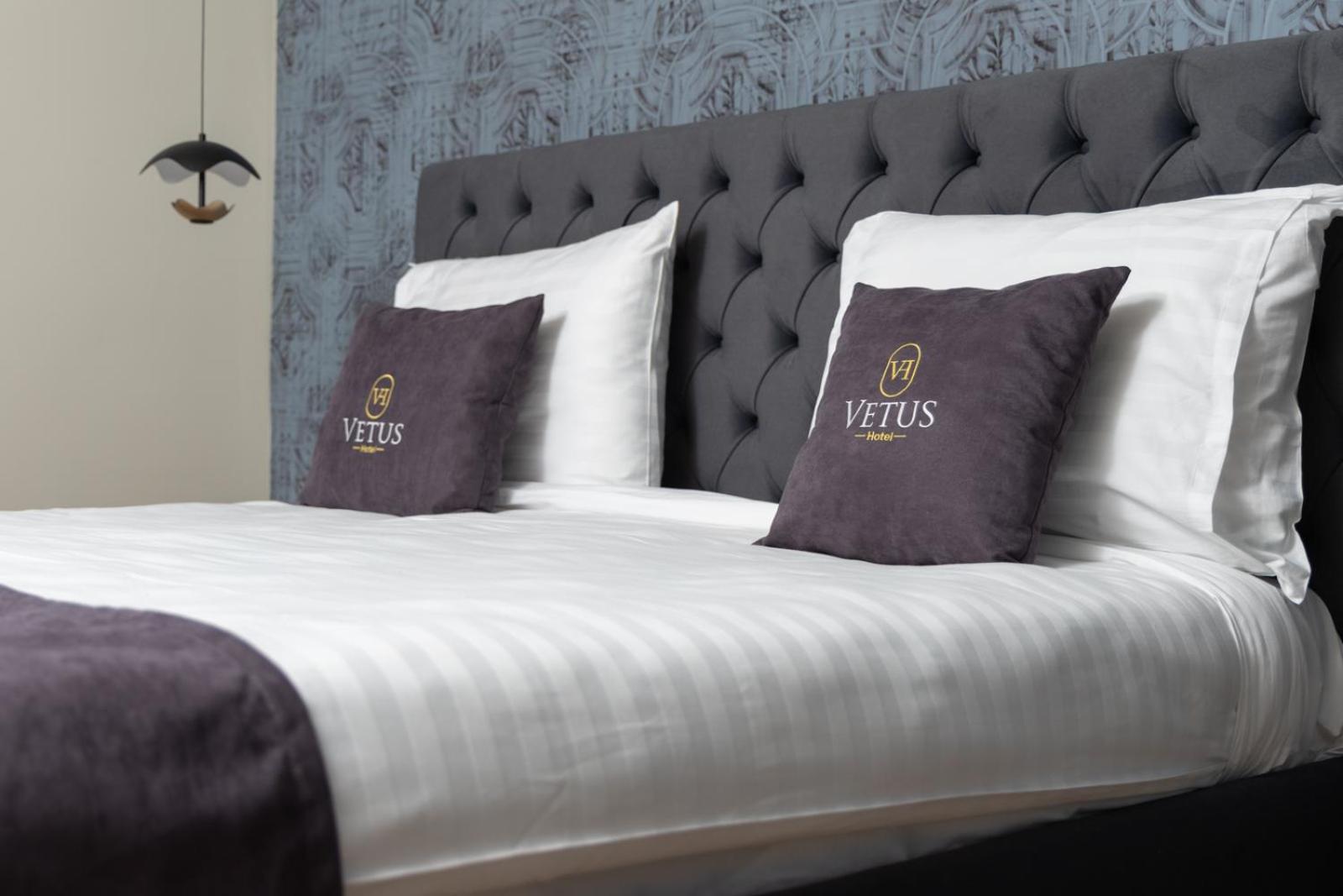 Vetus Hotel Пристина Екстериор снимка