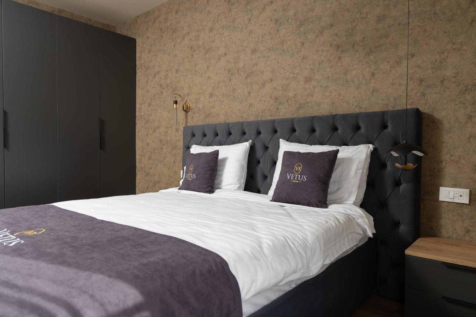 Vetus Hotel Пристина Екстериор снимка