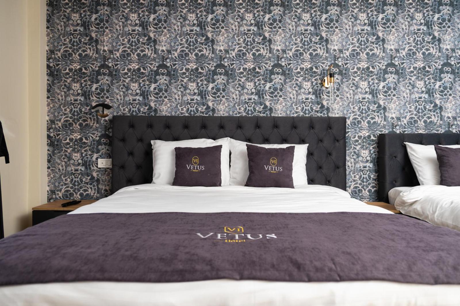 Vetus Hotel Пристина Екстериор снимка