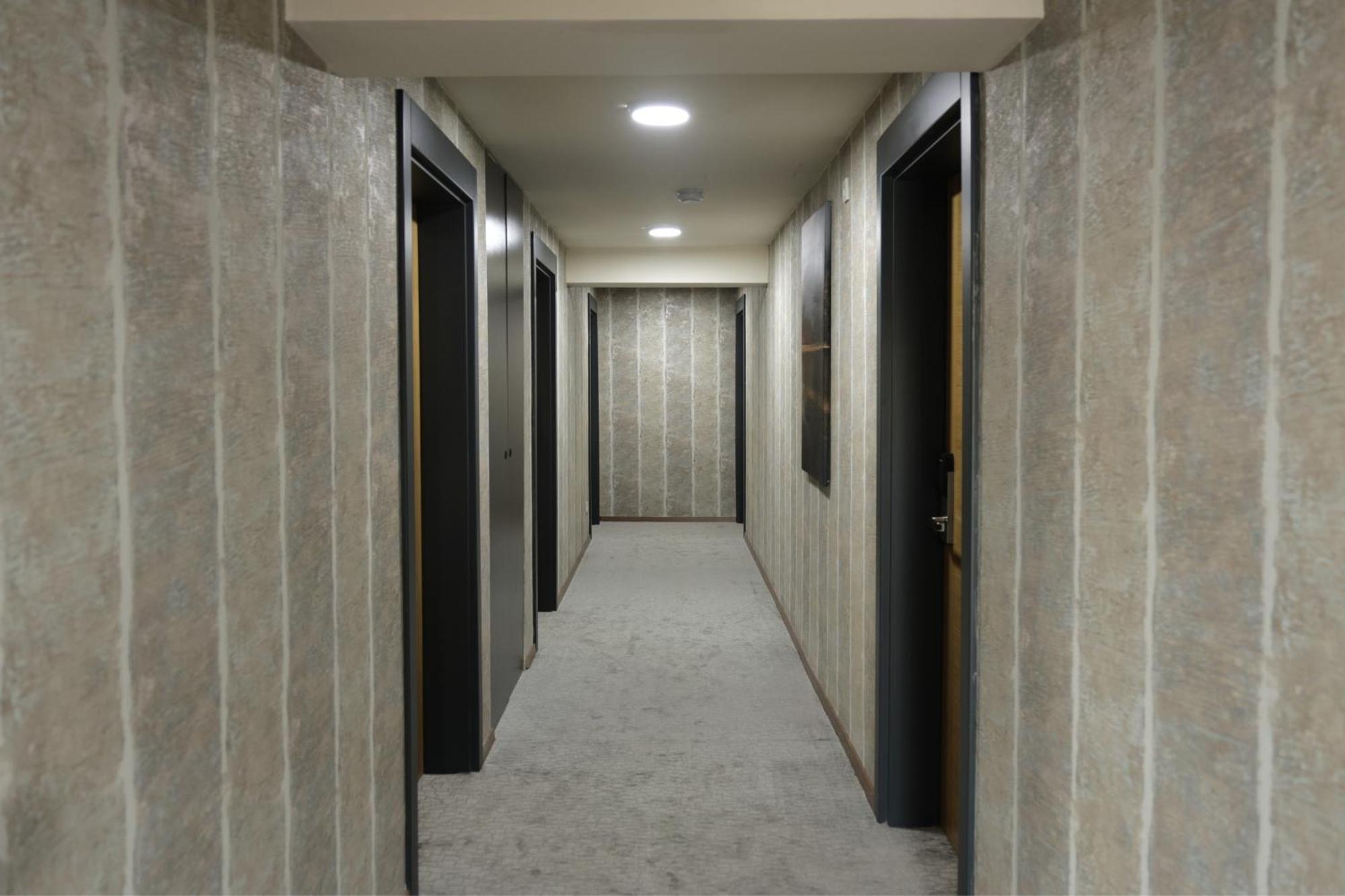 Vetus Hotel Пристина Екстериор снимка