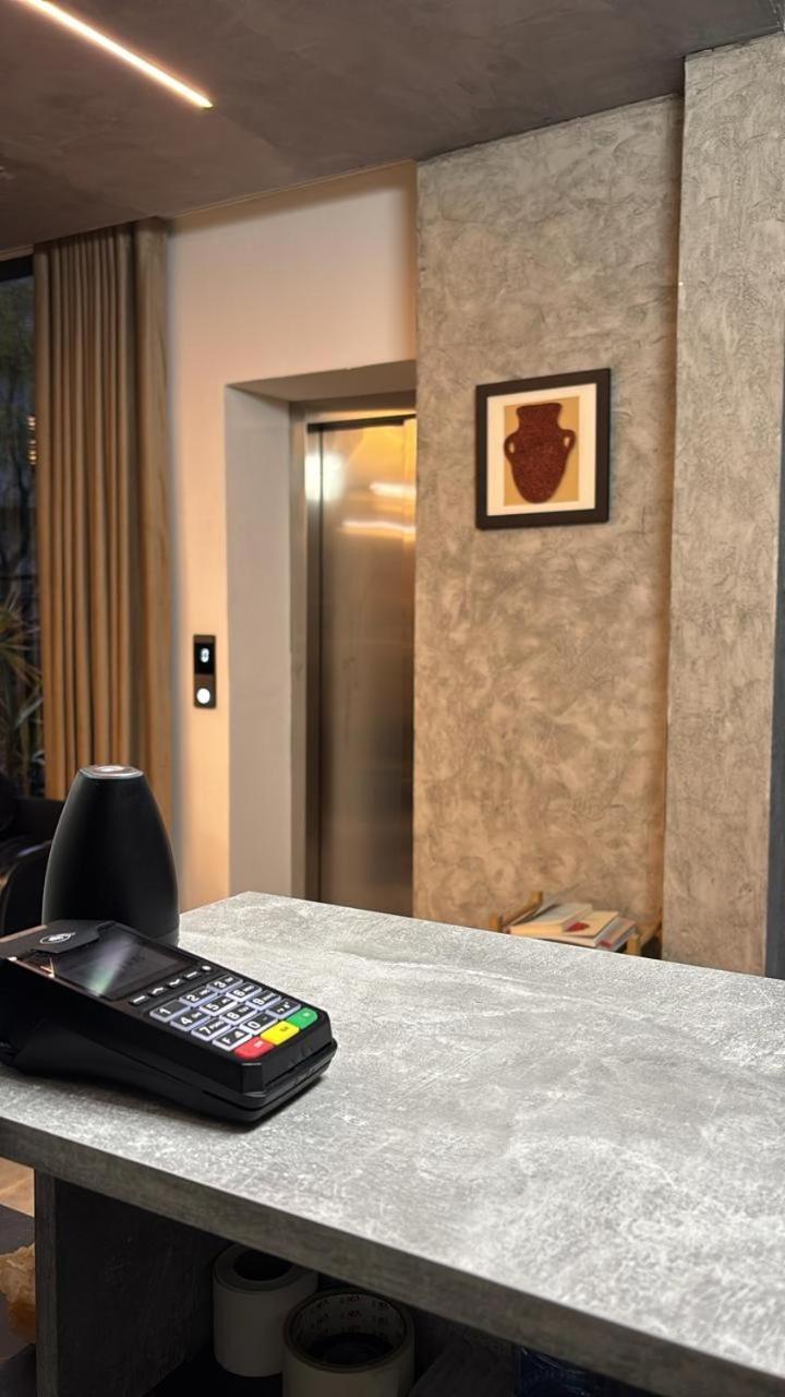 Vetus Hotel Пристина Екстериор снимка